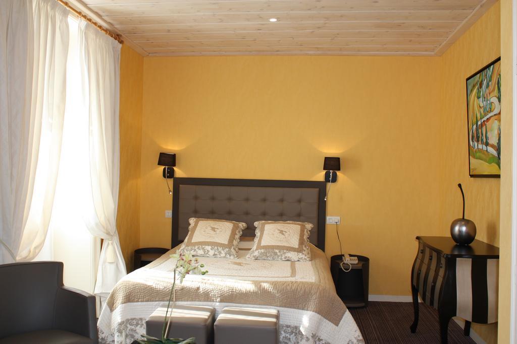 Hotel Restaurant Taillard Goumois Exterior foto